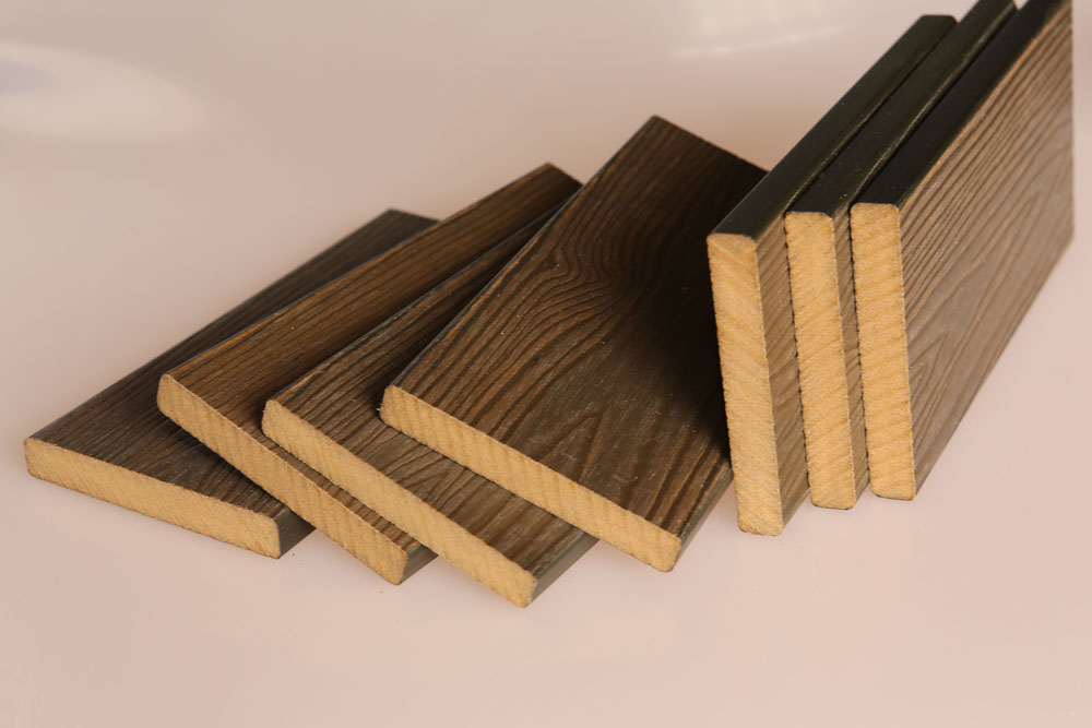 Plastic wood and its application